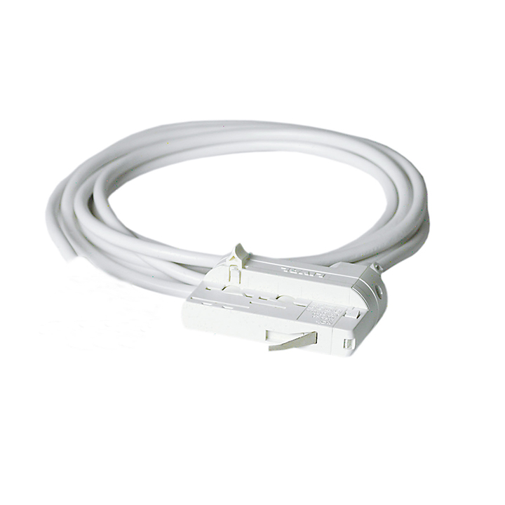 Cable with phase adapter